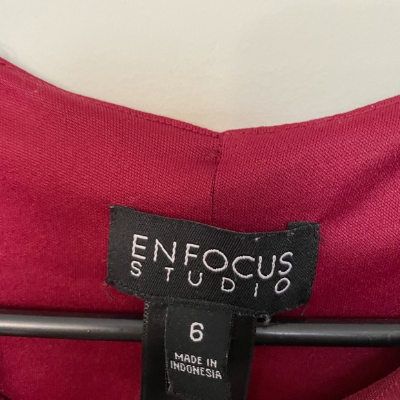 Red Dress - Picture 2 of 2